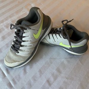 Nike Air Zoom Prestige Tennis Shoes, Vast Gray/Volt Glow-Gunsmoke, Size 6